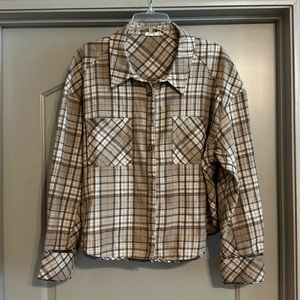 NEW IN CROPPED Flannel Button Up | NWOT